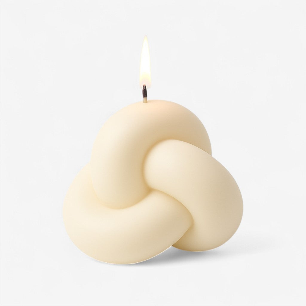 Knot Candle